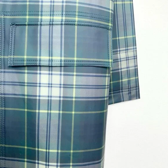 008462 Burberry Check Hooded Raincoat Green Size 46 Slightly Stains